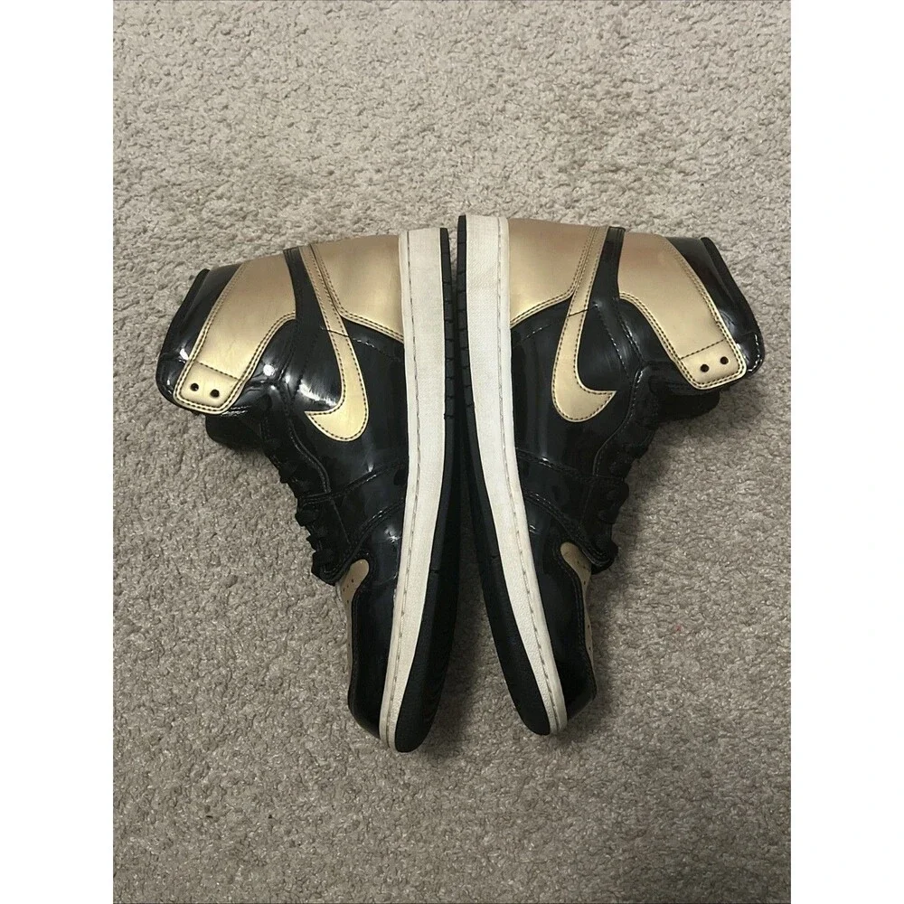 Mens Size 11 Air Jordan 1 Retro OG NRG High Gold Toe 2018 Used